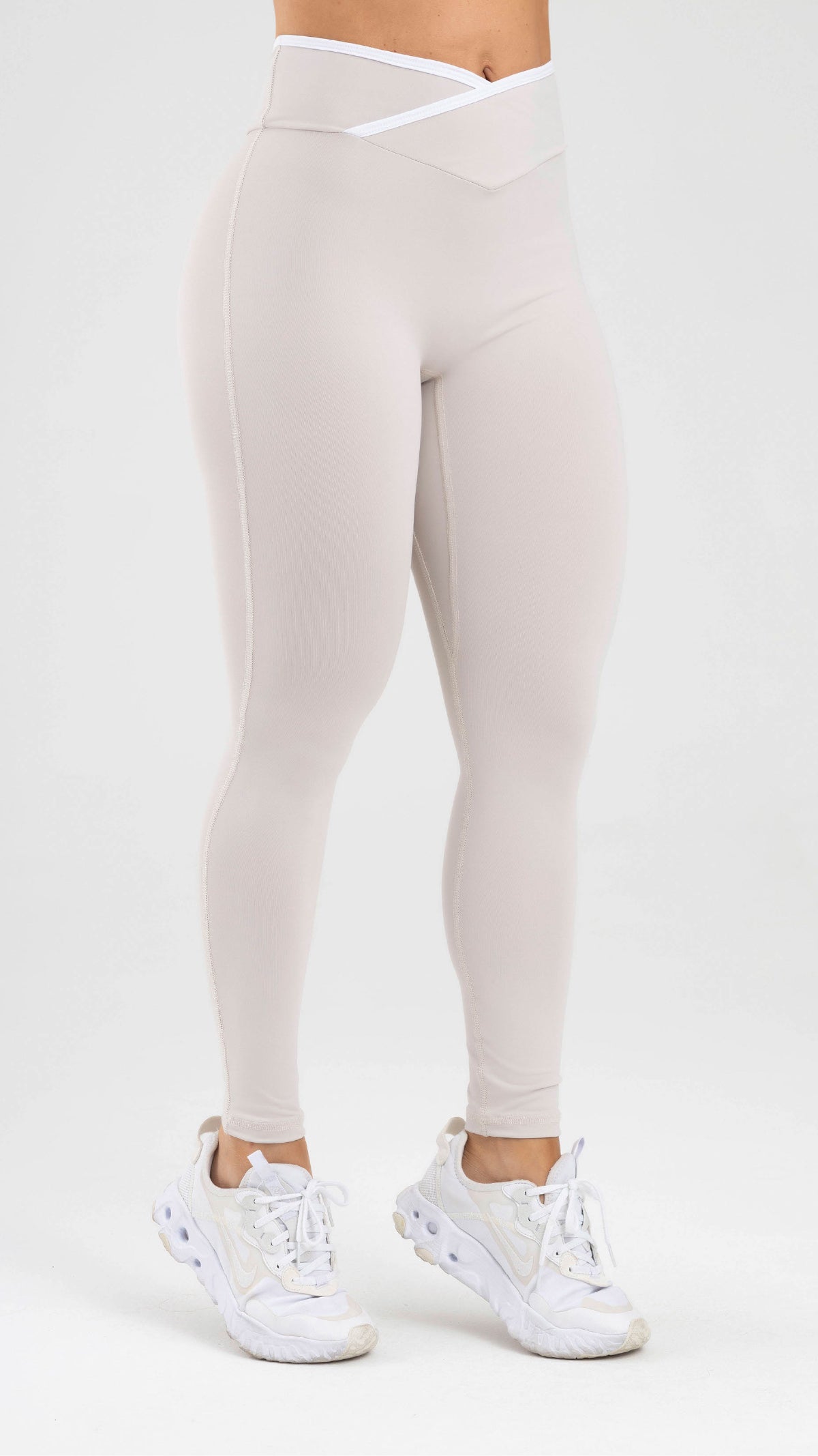 CONJUNTO DEPORTIVO FIBER COLECCIÓN ACTIVE LUXE