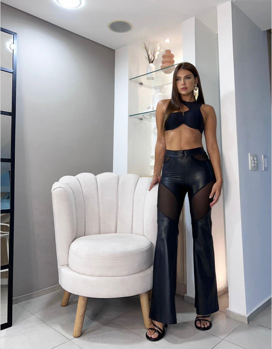 PANTALON CAMPANA CASUAL EFECTO CUERO GLOSSY