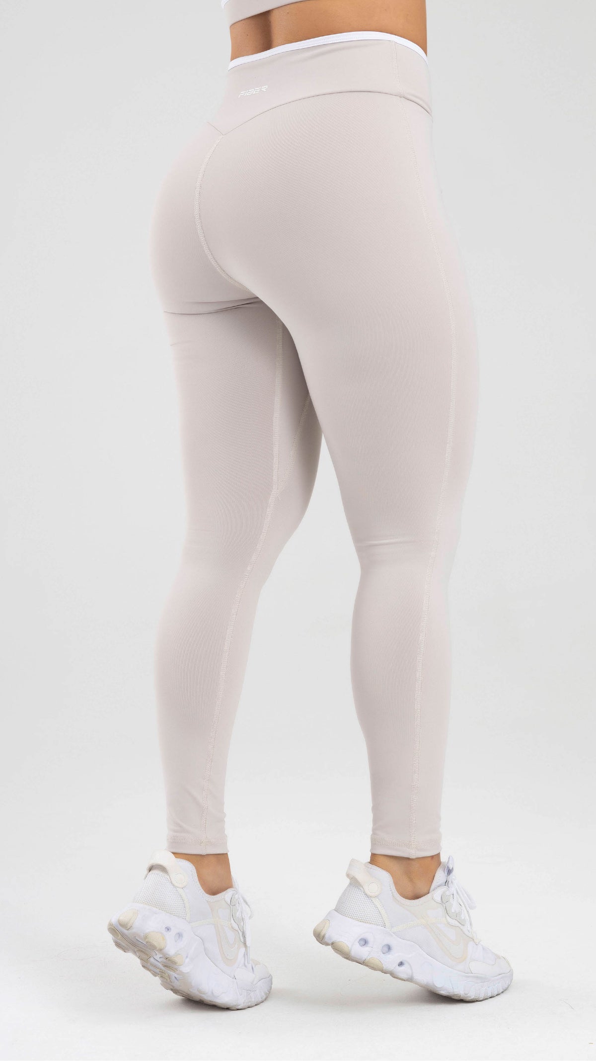 CONJUNTO DEPORTIVO FIBER COLECCIÓN ACTIVE LUXE
