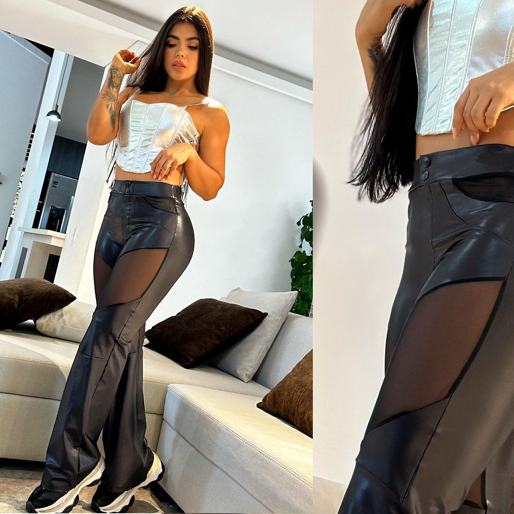 PANTALON CAMPANA CASUAL EFECTO CUERO GLOSSY
