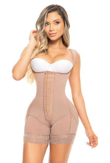 USO DIARIO O POST OPERATORIO - Faja Completa VIVIS SHORT Ref 5030 -  TIRANTE ANCHO Bella Michell - REALCE MAXI