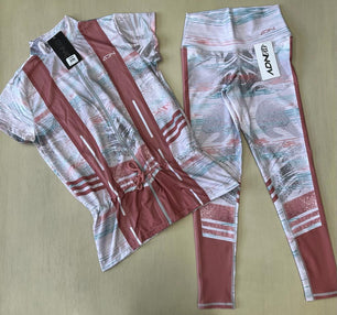OUTFIT COLOMBIANO DEPORTIVO ADN - LEGGING Y CHAMARRA