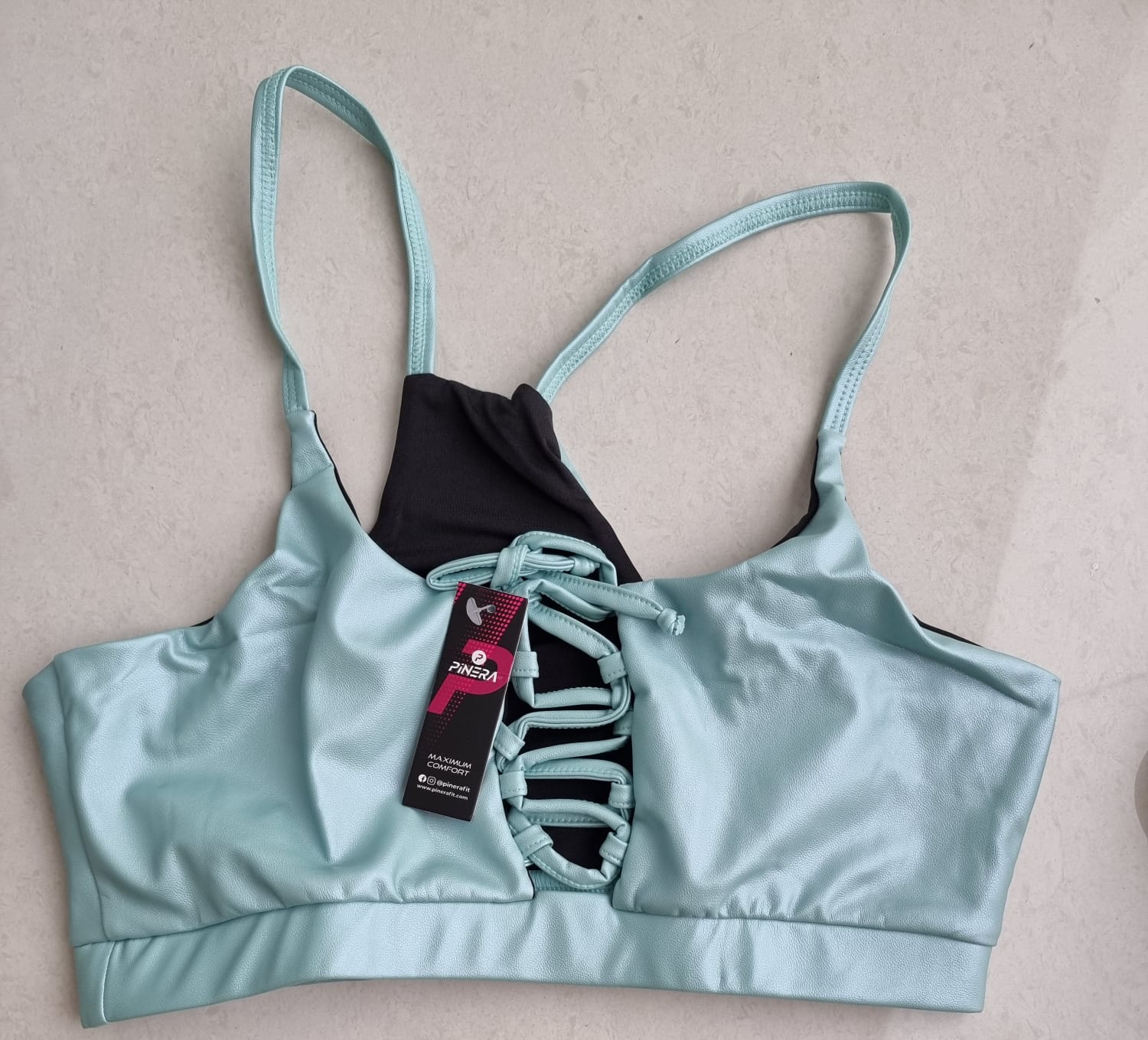TOP CROP EFECTO CUERO COLOMBIANO MARCA PINERA