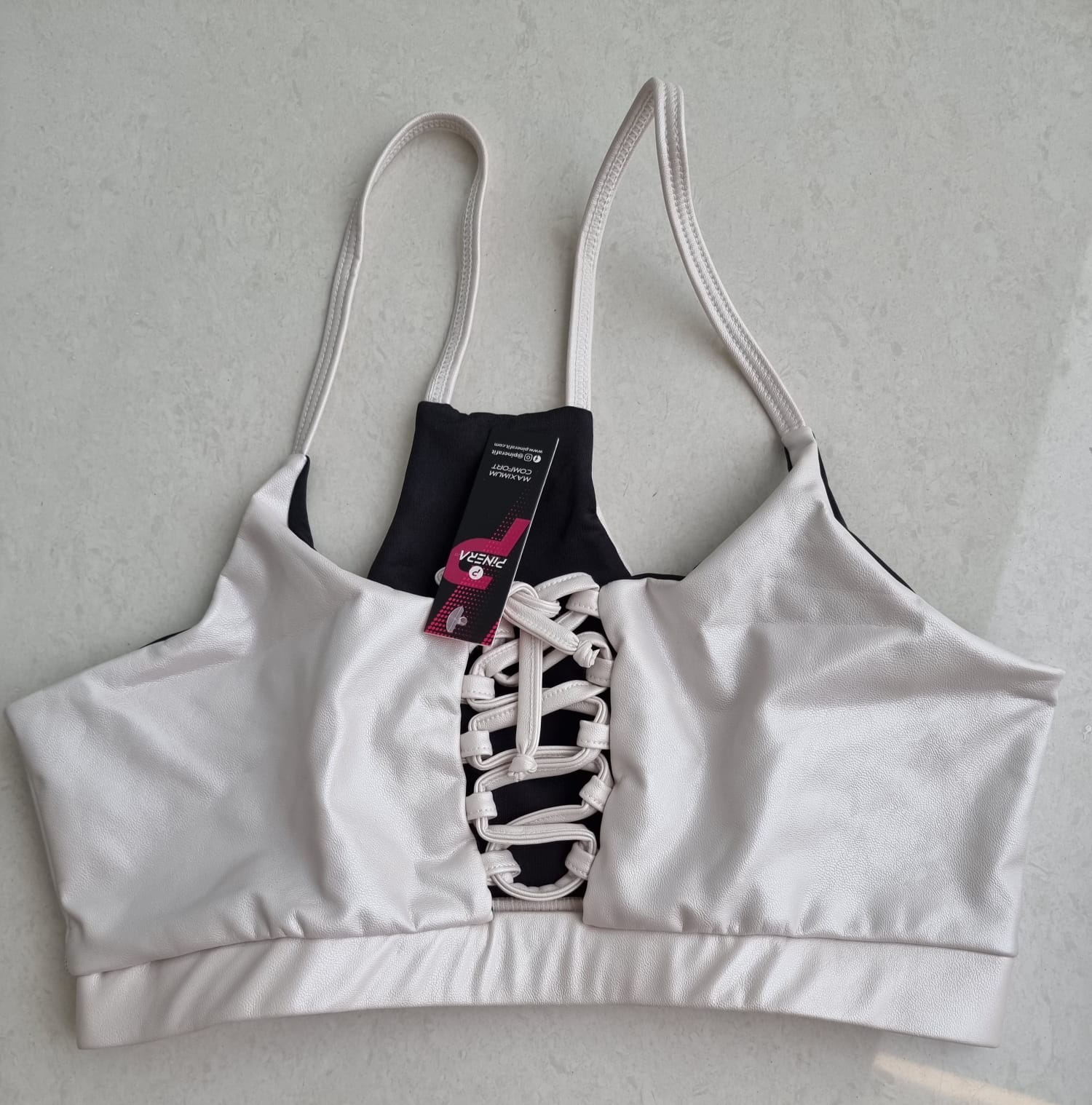 TOP CROP EFECTO CUERO COLOMBIANO MARCA PINERA